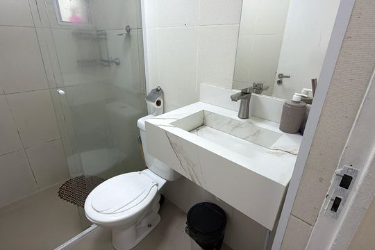 Banheiro de apartamento à venda com 2 quartos, 50m² em Brás, São Paulo