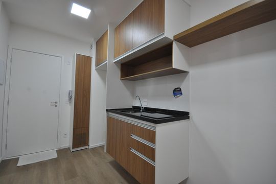 Cozinha de kitnet/studio para alugar com 1 quarto, 28m² em Vila Gustavo, São Paulo