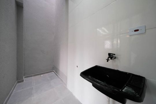 Casa à venda com 3 quartos, 80m² em Vila Paranagua, São Paulo