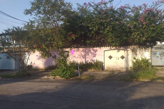 Fachada de casa à venda com 4 quartos, 360m² em Jardim Sulacap, Rio de Janeiro