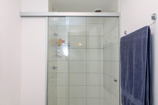 Banheiro de apartamento à venda com 2 quartos, 36m² em Vila Andrade, São Paulo