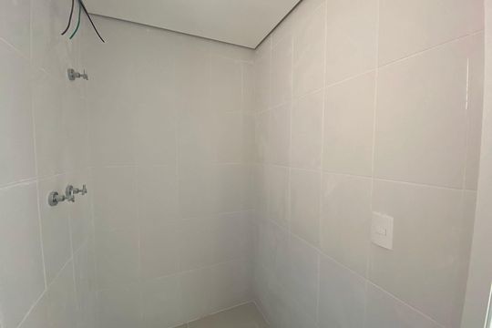 Banheiro de apartamento à venda com 1 quarto, 42m² em Vila da Saúde, São Paulo