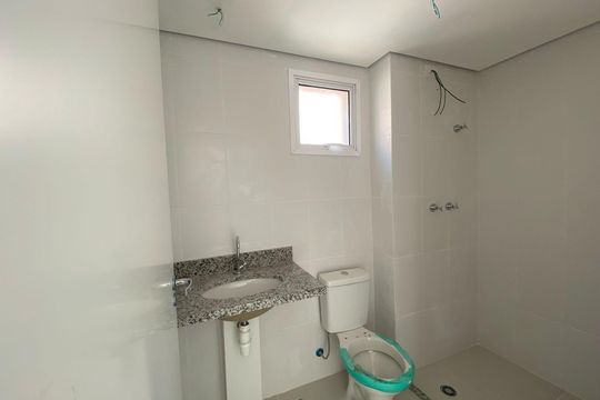 Banheiro de apartamento à venda com 1 quarto, 42m² em Vila da Saúde, São Paulo