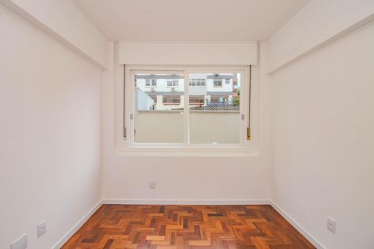 Quarto 1 de apartamento à venda com 2 quartos, 66m² em Higienópolis, Porto Alegre