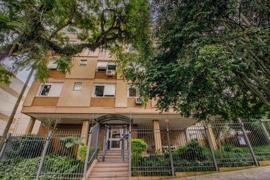 Fachada de apartamento à venda com 2 quartos, 66m² em Higienópolis, Porto Alegre