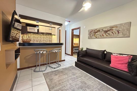 Sala  de apartamento para alugar com 1 quarto, 59m² em Centro, Florianópolis