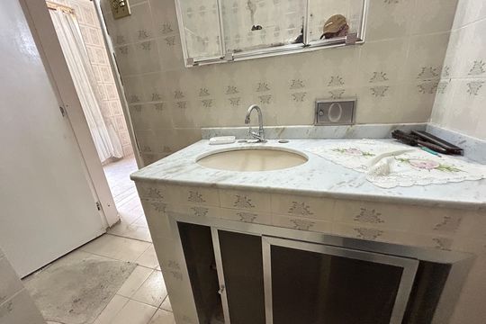 Banheiro Social de casa para alugar com 2 quartos, 500m² em Piedade, Rio de Janeiro