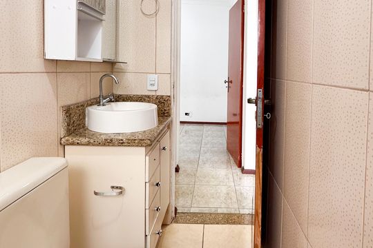 Banheiro Social de apartamento para alugar com 2 quartos, 76m² em Santa Terezinha, São Bernardo do Campo
