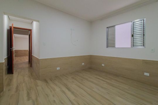 Quarto 2 de casa para alugar com 2 quartos, 65m² em Parque Bandeirantes, Mauá