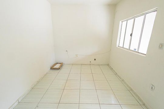 Sala de casa para alugar com 2 quartos, 150m² em Nova York, Belo Horizonte