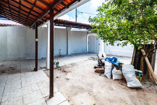 Varanda de casa para alugar com 2 quartos, 150m² em Nova York, Belo Horizonte