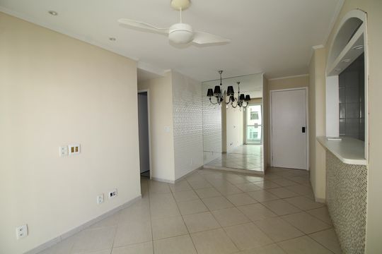 Sala de apartamento para alugar com 2 quartos, 70m² em Barra Olímpica, Rio de Janeiro