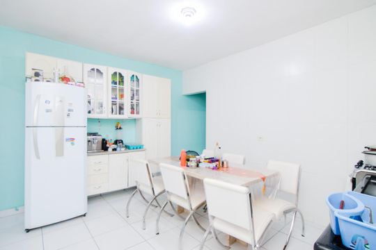 Cozinha de casa para alugar com 1 quarto, 106m² em Água Chata, Guarulhos