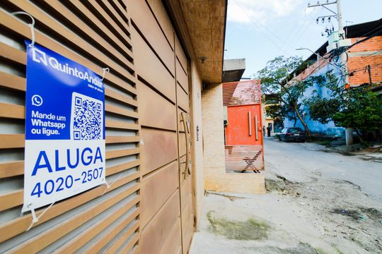 Placa de casa para alugar com 1 quarto, 106m² em Água Chata, Guarulhos