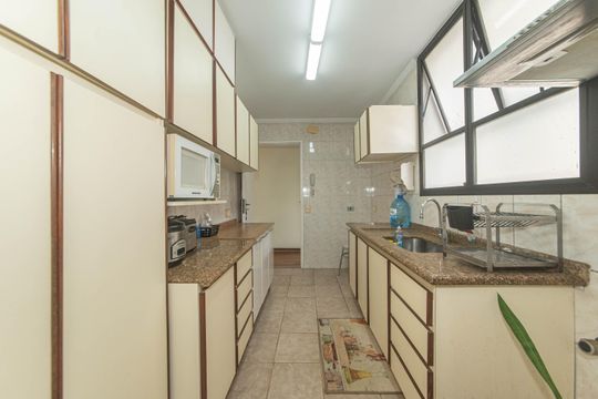 Apartamento à venda com 2 quartos, 81m² em Santo Amaro, São Paulo