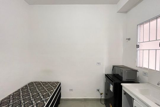 Kitnet de kitnet/studio para alugar com 1 quarto, 10m² em Rio Pequeno, São Paulo
