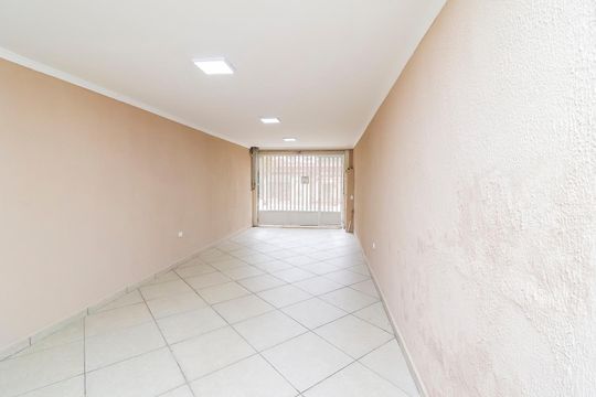 Garagem de casa para alugar com 2 quartos, 150m² em Parque Cruzeiro do Sul, São Paulo