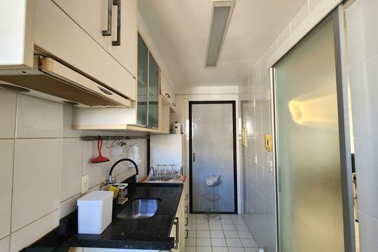 Cozinha  de apartamento para alugar com 2 quartos, 78m² em Rio Vermelho, Salvador