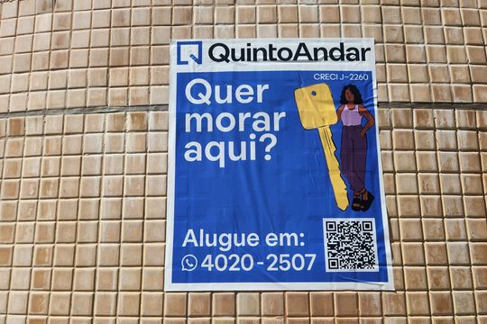 Placa instalada  de apartamento para alugar com 2 quartos, 78m² em Rio Vermelho, Salvador
