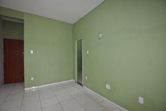 Sala de apartamento para alugar com 2 quartos, 50m² em Vaz Lobo, Rio de Janeiro