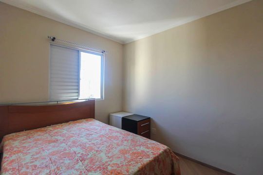 Quarto 1 de apartamento para alugar com 2 quartos, 45m² em Parque da Vila Prudente, São Paulo