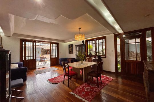 Sala de casa de condomínio para alugar com 4 quartos, 145m² em Recreio dos Bandeirantes, Rio de Janeiro