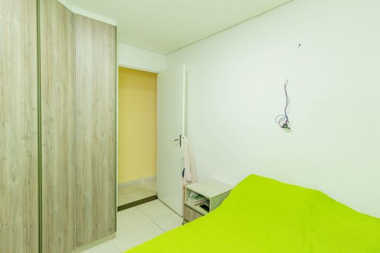 Quarto 1 de apartamento à venda com 2 quartos, 54m² em Jardim Sao Joao (jaragua), São Paulo