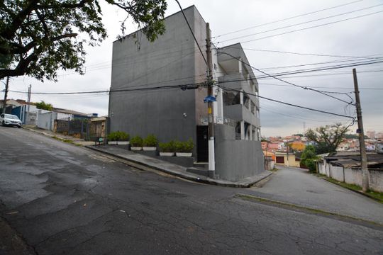 FACHADA de kitnet/studio para alugar com 1 quarto, 10m² em Rio Pequeno, São Paulo