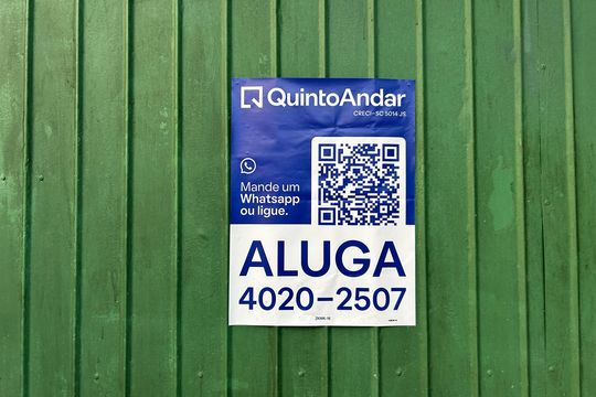 Placa de casa de condomínio para alugar com 2 quartos, 150m² em Lagoa da Conceição, Florianópolis