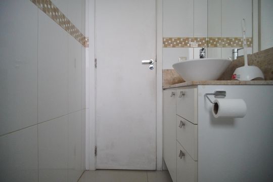 Banheiro de apartamento à venda com 2 quartos, 112m² em Santos Dumont, São Leopoldo