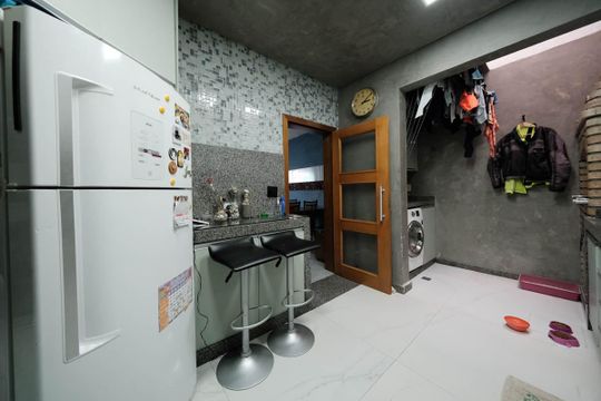 Sala/Cozinha de casa de condomínio para alugar com 2 quartos, 75m² em Vila Dalila, São Paulo