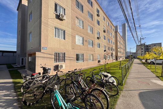 Fachada de apartamento à venda com 2 quartos, 43m² em Vargem Pequena, Rio de Janeiro