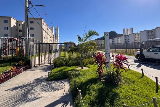 Fachada de apartamento à venda com 2 quartos, 43m² em Vargem Pequena, Rio de Janeiro