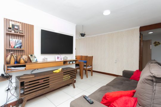 Sala de apartamento à venda com 3 quartos, 56m² em Cidade Antônio Estevão de Carvalho, São Paulo