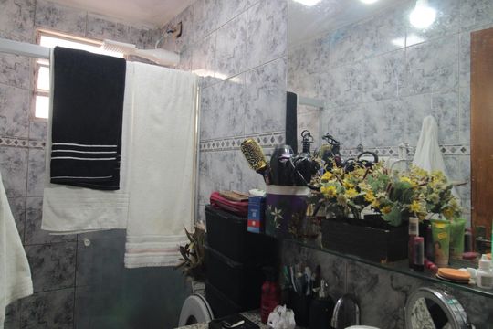 Banheiro Social de casa de condomínio à venda com 3 quartos, 70m² em Jardim Atlântico, Belo Horizonte