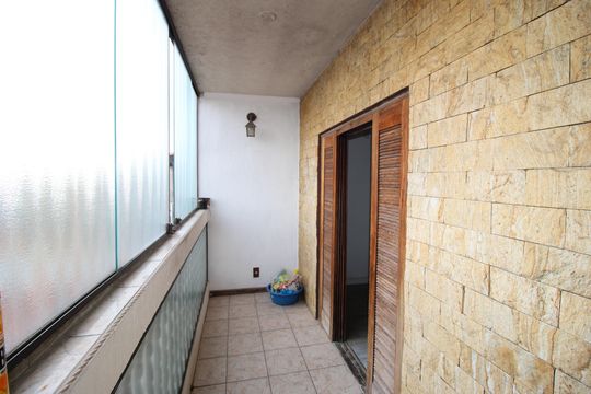Quarto 1 - Varanda de casa à venda com 3 quartos, 284m² em Parque Savoy City, São Paulo