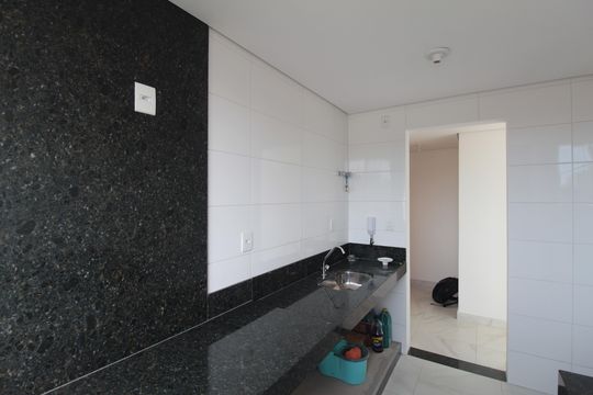 Cozinha de apartamento à venda com 2 quartos, 149m² em Serrano, Belo Horizonte