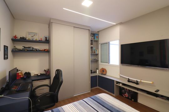 Suíte 2 de casa à venda com 3 quartos, 200m² em Vila Marchi, São Bernardo do Campo