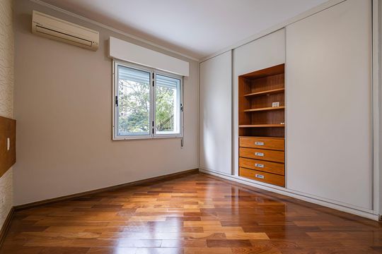 Suíte de apartamento para alugar com 2 quartos, 138m² em Jardim Paulista, São Paulo