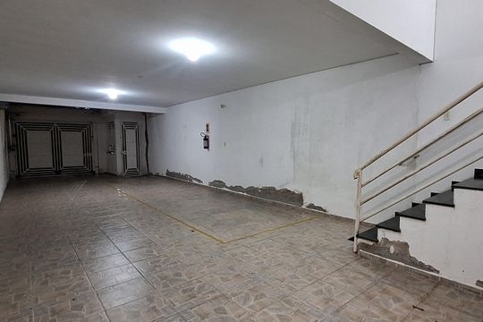 Garagem de apartamento à venda com 2 quartos, 98m² em Vila Tibiriçá, Santo André
