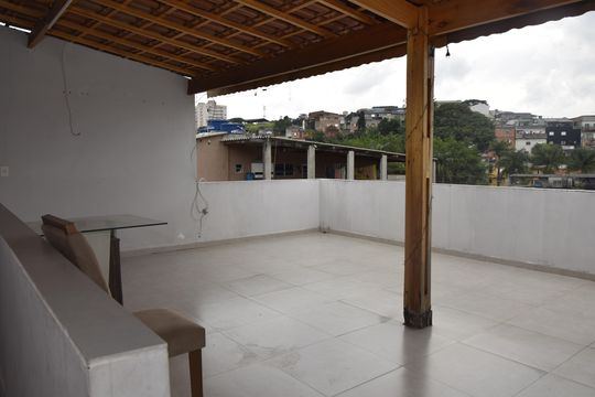 Varanda de casa para alugar com 2 quartos, 160m² em Jardim Independência, Embu das Artes
