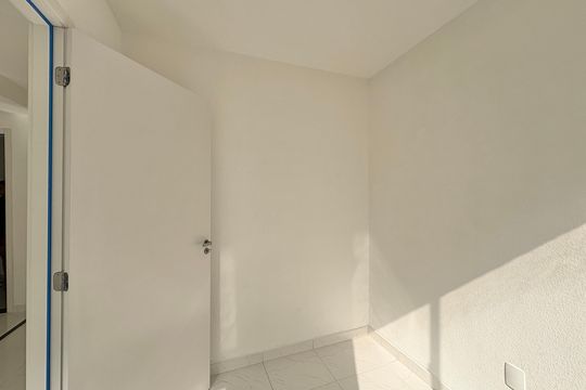 Quarto 1 de apartamento para alugar com 2 quartos, 34m² em Jardim Pereira Leite, São Paulo