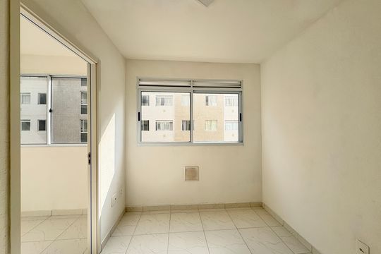 Sala de apartamento para alugar com 2 quartos, 34m² em Jardim Pereira Leite, São Paulo