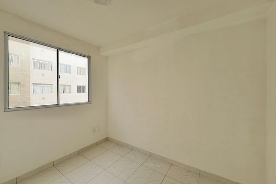 Quarto 2 de apartamento para alugar com 2 quartos, 34m² em Jardim Pereira Leite, São Paulo