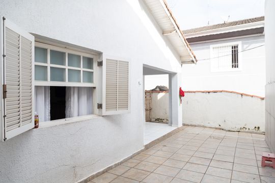 Quintal de casa à venda com 3 quartos, 249m² em Vila Iris, Guarulhos