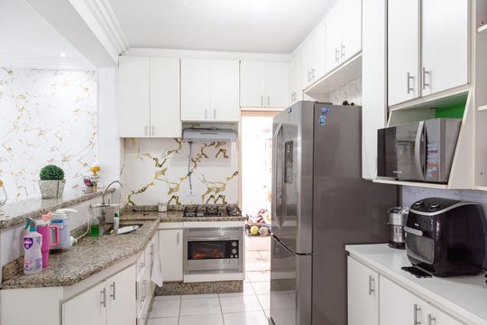 Cozinha de casa à venda com 3 quartos, 249m² em Vila Iris, Guarulhos