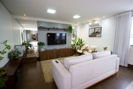 Casa de Condomínio à venda com 4 quartos, 250m² em Colônia Agrícola Samambaia, Brasília