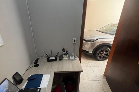 Garagem - Escritorio de casa à venda com 3 quartos, 225m² em Vila Metalúrgica, Santo André