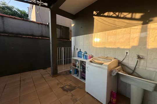 Área de Serviço de casa à venda com 3 quartos, 140m² em Parque Santana, Barueri