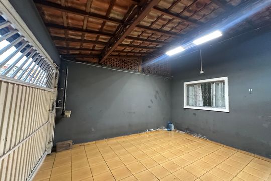 Garagem de casa à venda com 3 quartos, 140m² em Parque Santana, Barueri